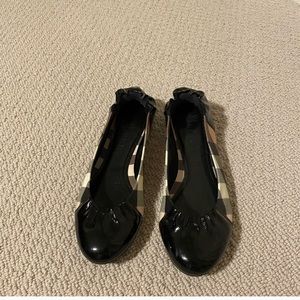 Burberry Flats